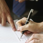 Los ancianos que decidan hacer testamentos muy costosos ponen en peligro su vida